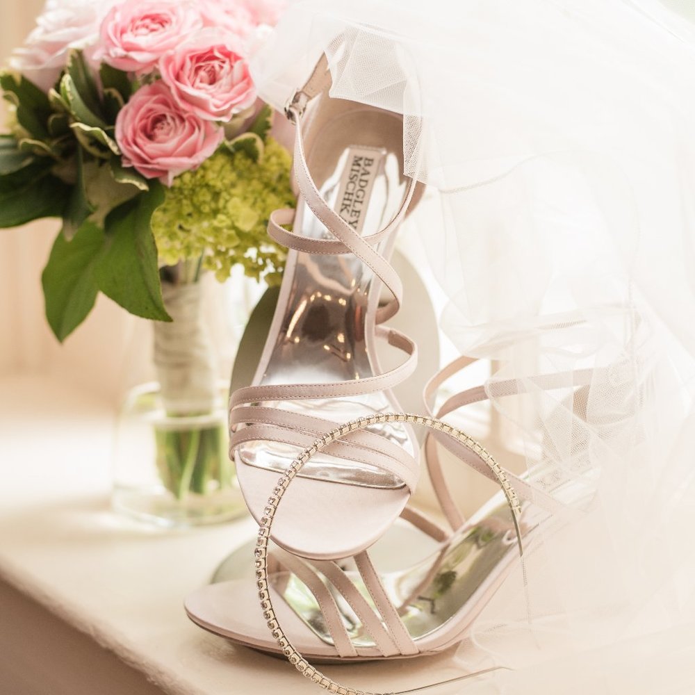 Bagdley Mischka Bonanza Strappy Shoe - Pink Size 8